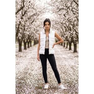 Tommy Hilfiger White Puffer Vest XL W/tan Lining